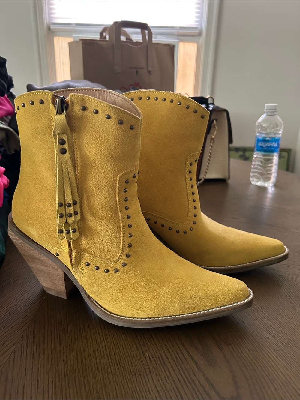 dingo Mustard Yellow Suede Western Ankle Booties with Tassel & Studs 9 M